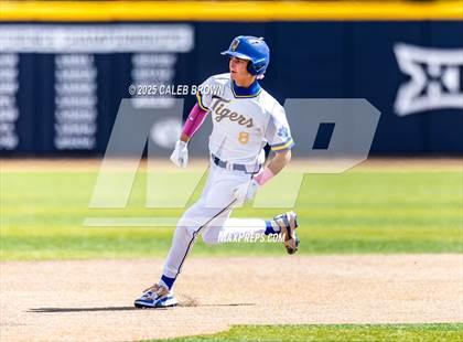 Thumbnail 2 in Salem Hills vs. Orem (UHSAA 5A Bracket Play) photogallery.