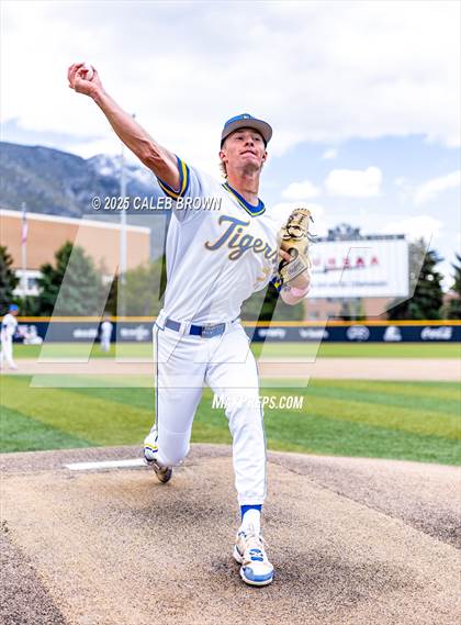 Thumbnail 1 in Salem Hills vs. Orem (UHSAA 5A Bracket Play) photogallery.