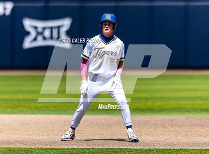 Thumbnail 3 in Salem Hills vs. Orem (UHSAA 5A Bracket Play) photogallery.