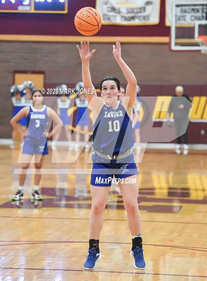 Thumbnail 3 in Xavier College Prep vs. Desert Vista (AIA Open Semifinal) photogallery.
