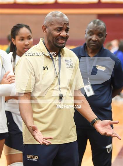 Thumbnail 3 in Xavier College Prep vs. Desert Vista (AIA Open Semifinal) photogallery.