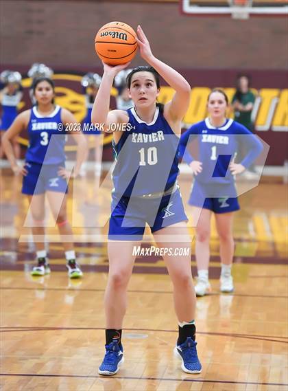 Thumbnail 1 in Xavier College Prep vs. Desert Vista (AIA Open Semifinal) photogallery.