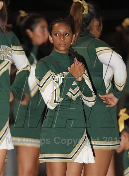 Thumbnail 3 in Hoover vs. Temple City photogallery.