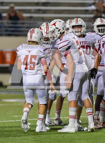 Thumbnail 3 in Axtell vs. Dawson photogallery.