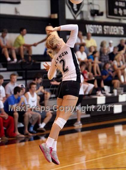 Thumbnail 1 in Trinity Christian vs. Bishop Lynch photogallery.