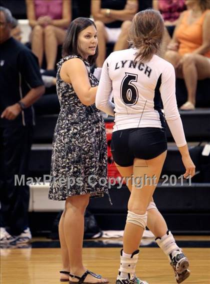 Thumbnail 2 in Trinity Christian vs. Bishop Lynch photogallery.