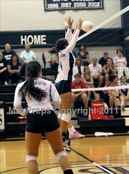 Thumbnail 1 in Trinity Christian vs. Bishop Lynch photogallery.