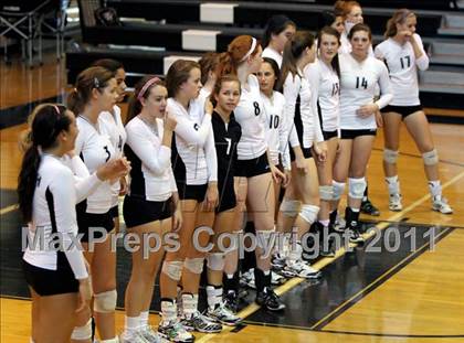 Thumbnail 1 in Trinity Christian vs. Bishop Lynch photogallery.