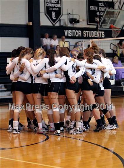 Thumbnail 1 in Trinity Christian vs. Bishop Lynch photogallery.