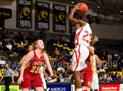 Thumbnail 1 in Lake Taylor vs. Oakton (VHSL AAA Semifinal) photogallery.