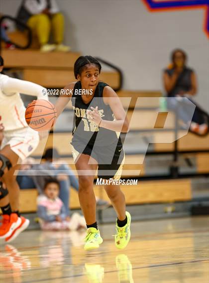 Thumbnail 1 in Grands Oaks vs Conroe photogallery.