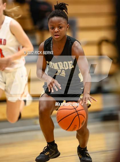 Thumbnail 2 in Grands Oaks vs Conroe photogallery.