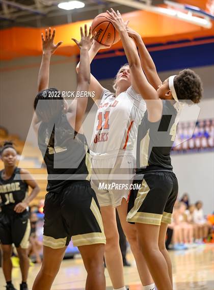 Thumbnail 3 in Grands Oaks vs Conroe photogallery.