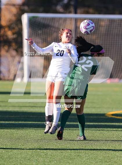 Thumbnail 2 in Lincoln vs. Maria Carrillo photogallery.