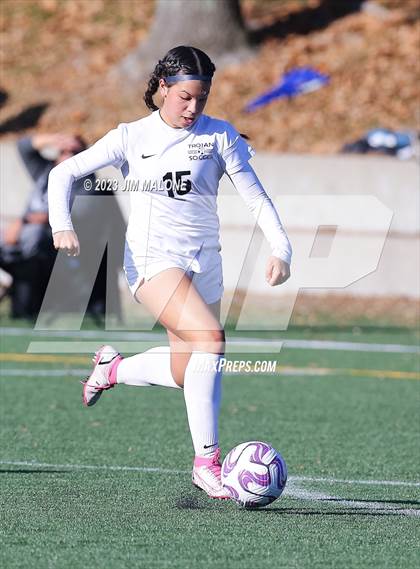 Thumbnail 3 in Lincoln vs. Maria Carrillo photogallery.
