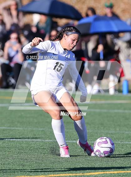 Thumbnail 3 in Lincoln vs. Maria Carrillo photogallery.