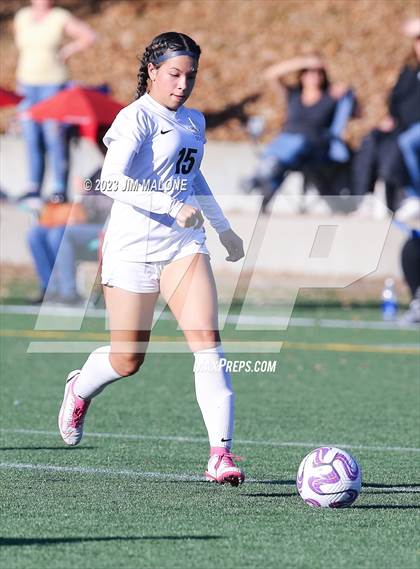 Thumbnail 3 in Lincoln vs. Maria Carrillo photogallery.