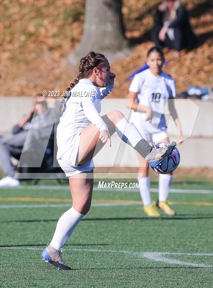 Thumbnail 3 in Lincoln vs. Maria Carrillo photogallery.