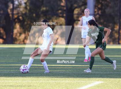 Thumbnail 2 in Lincoln vs. Maria Carrillo photogallery.