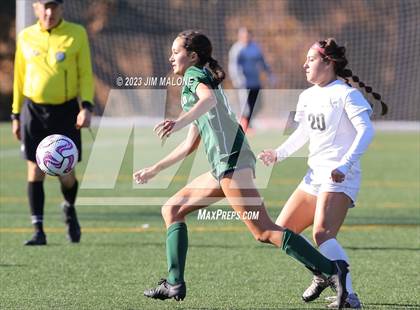 Thumbnail 2 in Lincoln vs. Maria Carrillo photogallery.