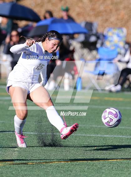 Thumbnail 1 in Lincoln vs. Maria Carrillo photogallery.