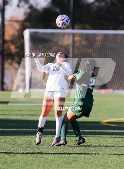 Thumbnail 3 in Lincoln vs. Maria Carrillo photogallery.