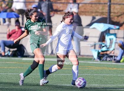 Thumbnail 3 in Lincoln vs. Maria Carrillo photogallery.
