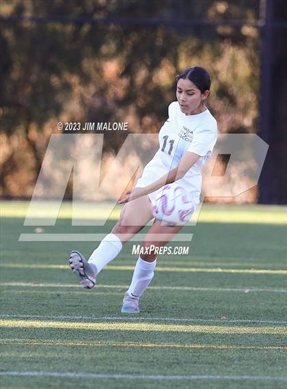 Thumbnail 1 in Lincoln vs. Maria Carrillo photogallery.