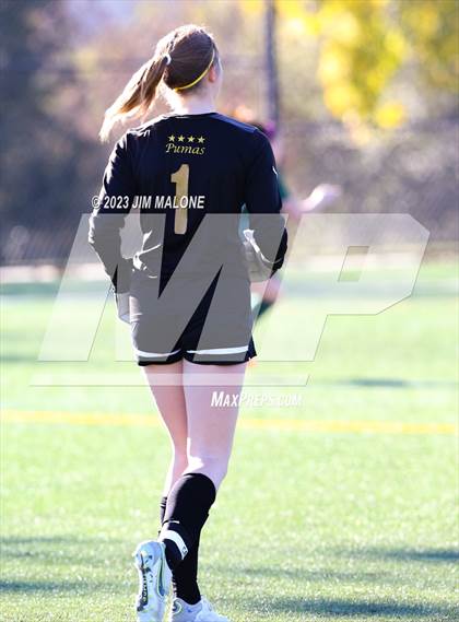 Thumbnail 3 in Lincoln vs. Maria Carrillo photogallery.