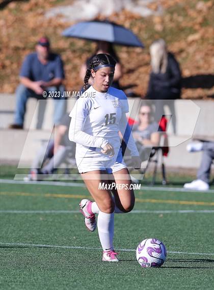 Thumbnail 3 in Lincoln vs. Maria Carrillo photogallery.