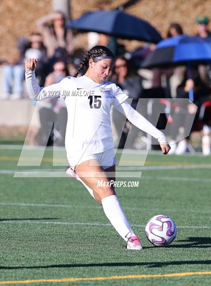Thumbnail 2 in Lincoln vs. Maria Carrillo photogallery.