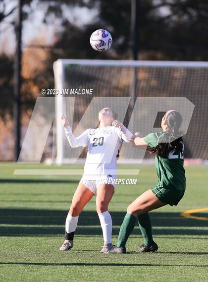 Thumbnail 2 in Lincoln vs. Maria Carrillo photogallery.