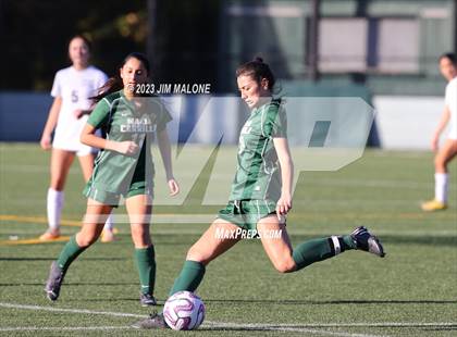 Thumbnail 2 in Lincoln vs. Maria Carrillo photogallery.
