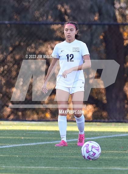 Thumbnail 1 in Lincoln vs. Maria Carrillo photogallery.