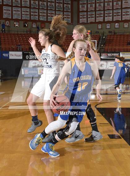 Thumbnail 2 in Forest Lake Christian vs. Ripon Christian (CIF SJS D6 Final) photogallery.