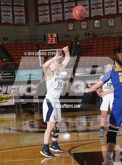 Thumbnail 2 in Forest Lake Christian vs. Ripon Christian (CIF SJS D6 Final) photogallery.