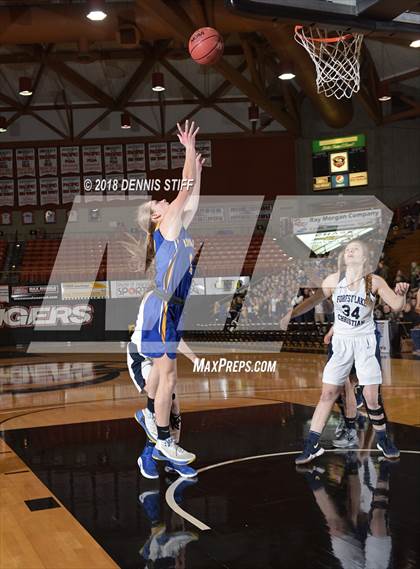 Thumbnail 2 in Forest Lake Christian vs. Ripon Christian (CIF SJS D6 Final) photogallery.