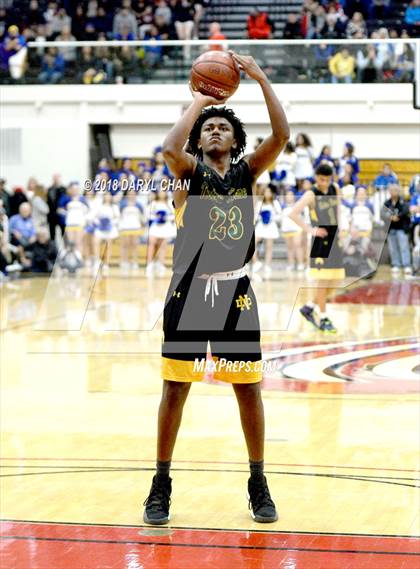 Thumbnail 2 in Bishop Amat vs. Notre Dame (CIF-SS D3A Finals) photogallery.