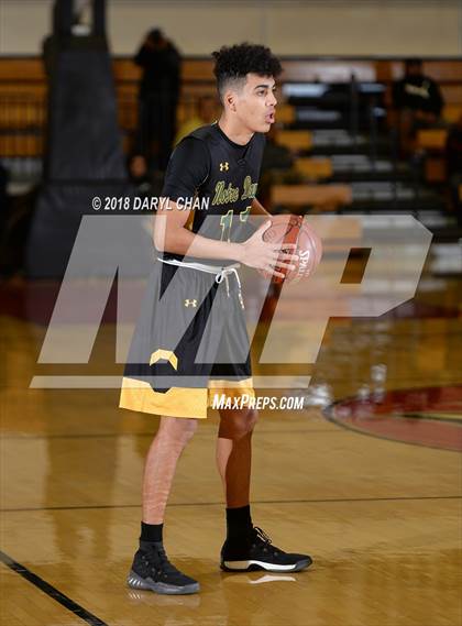 Thumbnail 1 in Bishop Amat vs. Notre Dame (CIF-SS D3A Finals) photogallery.