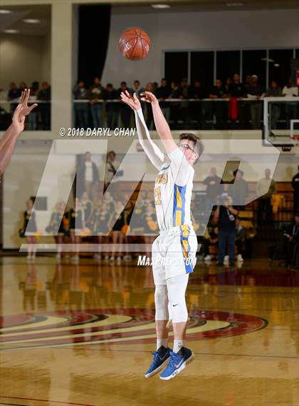 Thumbnail 2 in Bishop Amat vs. Notre Dame (CIF-SS D3A Finals) photogallery.