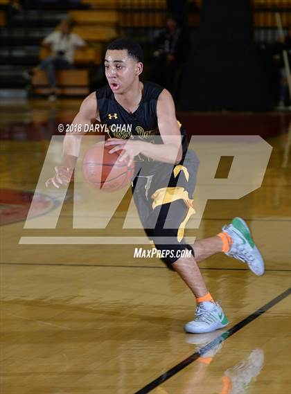 Thumbnail 2 in Bishop Amat vs. Notre Dame (CIF-SS D3A Finals) photogallery.