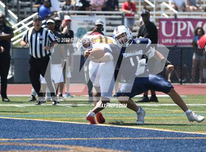 Thumbnail 3 in PSFCA Big 33 Football Classic photogallery.