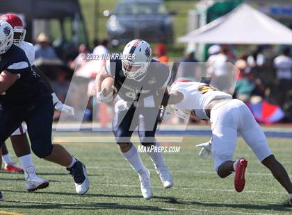 Thumbnail 1 in PSFCA Big 33 Football Classic photogallery.