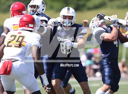 Thumbnail 2 in PSFCA Big 33 Football Classic photogallery.