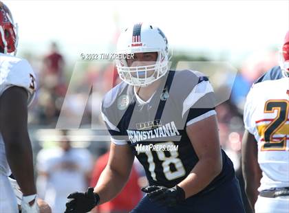 Thumbnail 2 in PSFCA Big 33 Football Classic photogallery.