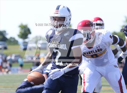 Thumbnail 3 in PSFCA Big 33 Football Classic photogallery.