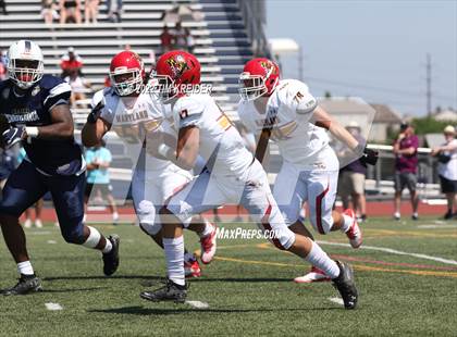 Thumbnail 1 in PSFCA Big 33 Football Classic photogallery.