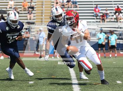 Thumbnail 2 in PSFCA Big 33 Football Classic photogallery.