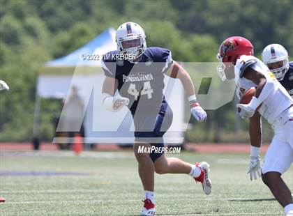 Thumbnail 1 in PSFCA Big 33 Football Classic photogallery.