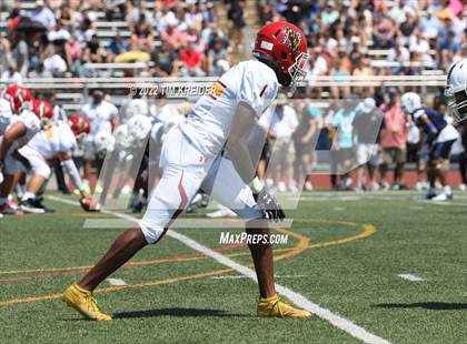 Thumbnail 2 in PSFCA Big 33 Football Classic photogallery.